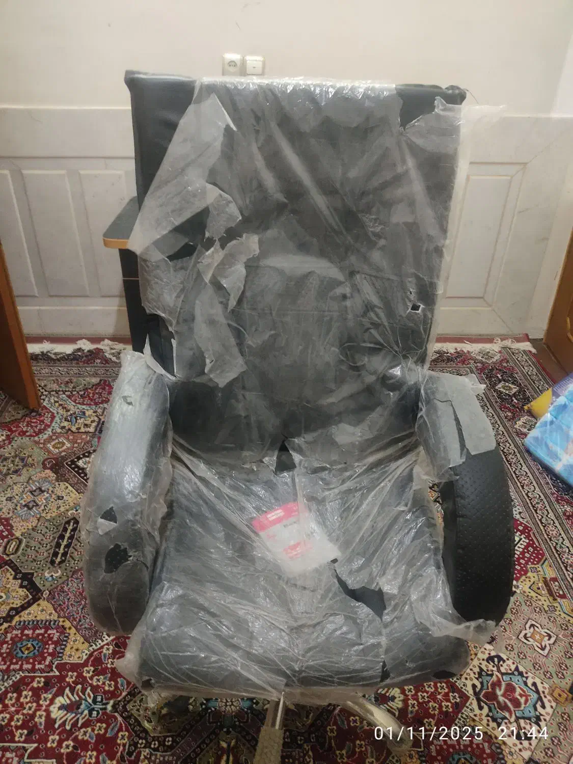 میز صندلی کامپیوتر|میز تحریر و کامپیوتر|زاهدان, |دیوار