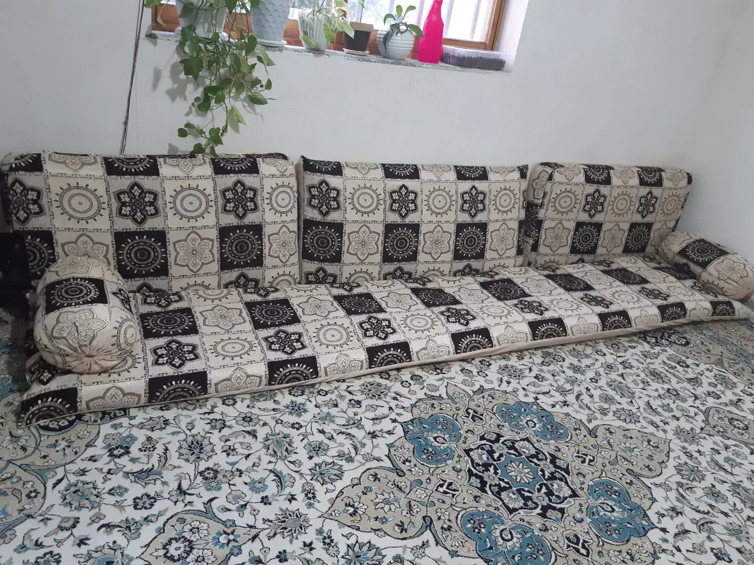 پشتی وکناری|پشتی|رضوانشهر, |دیوار