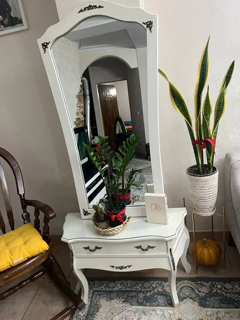 میز و اینه|بوفه، ویترین، کنسول|تهران, شهرک ولیعصر جنوبی|دیوار