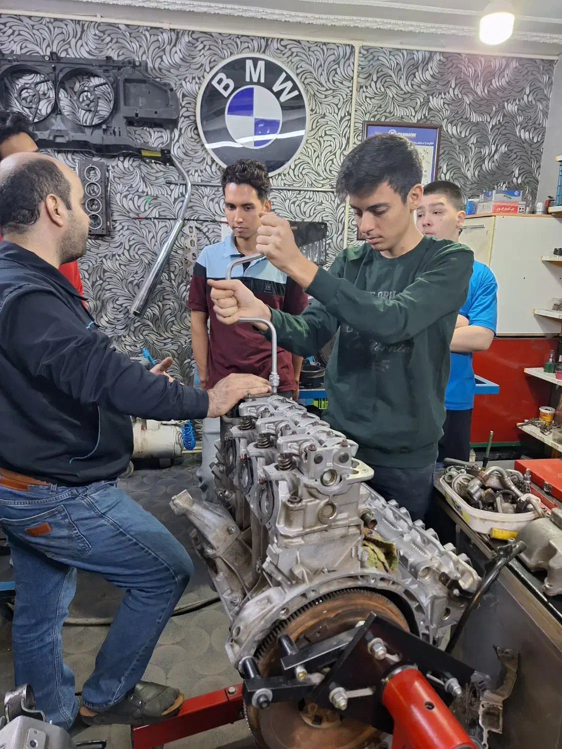 آموزش مکانیک خودرو خارجی تعمیر موتور بنز و هیوندا|خدمات آموزشی|مشهد, فلسطین|دیوار