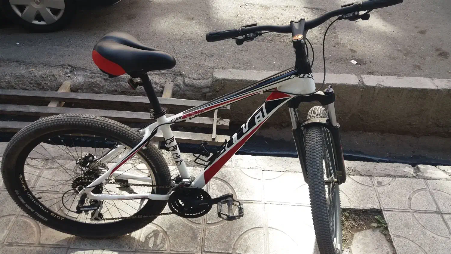 دوچرخه 28 حرفه ای جاینت 24 دنده|دوچرخه، اسکیت، اسکوتر|رباط‌کریم, رباط‌کریم|دیوار