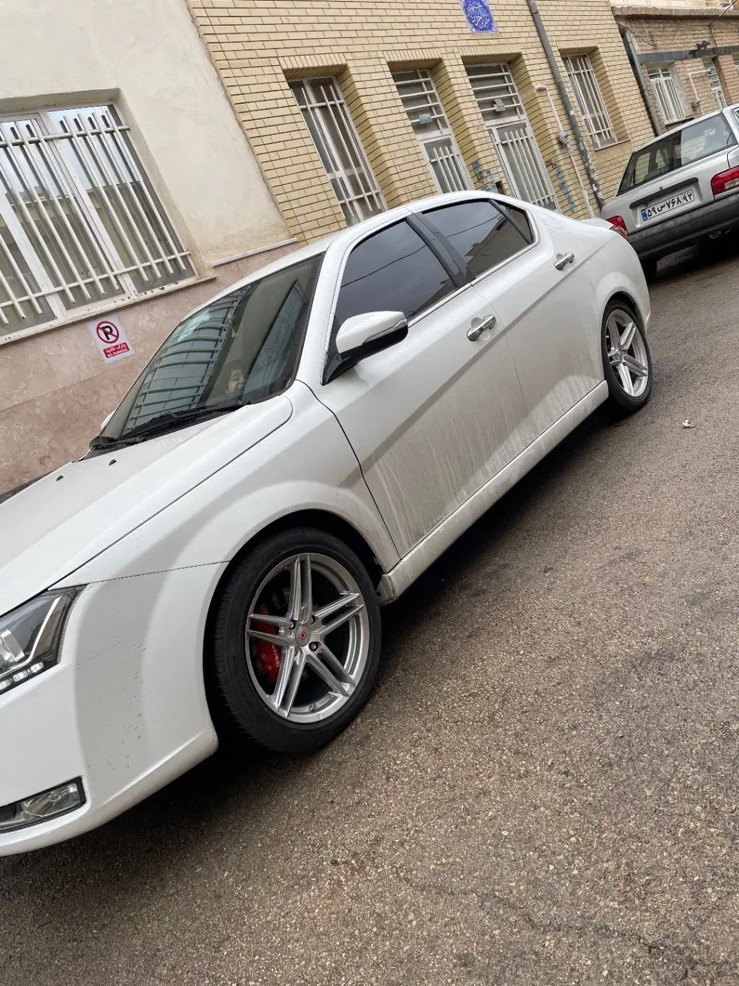 دنا پلاس ۱۴۰۱بی نظیر|خودرو سواری و وانت|شیراز, درکی|دیوار