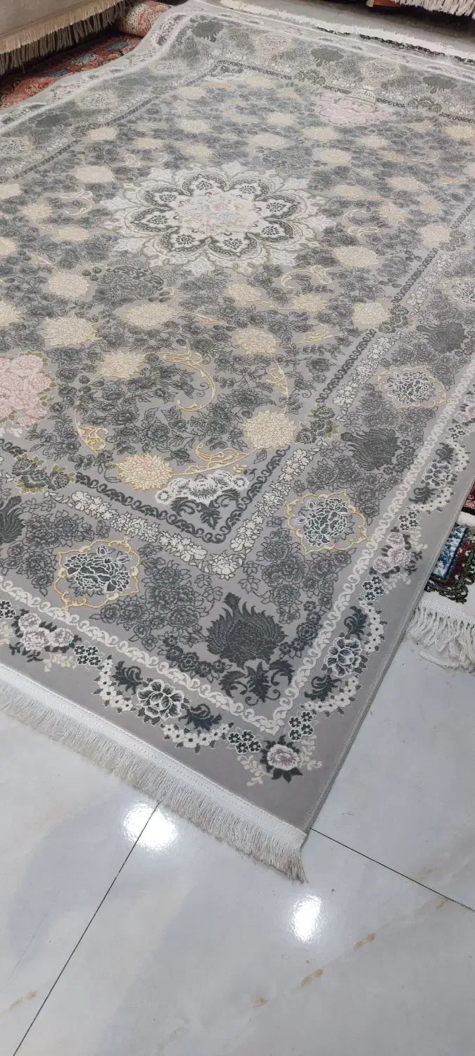 ۲ تخته فرش ۶متری ۷۰۰ شانه تراکم ۲۵۵۰|فرش|نسیمشهر, |دیوار