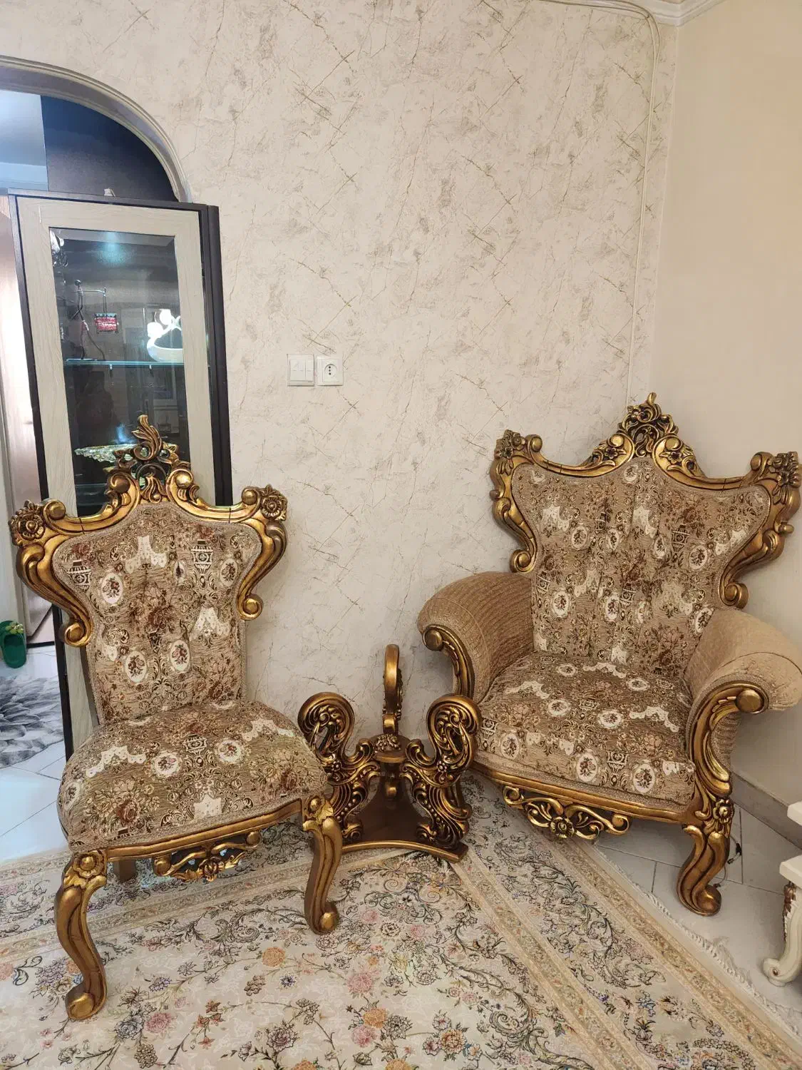 مبلمان نه نفره|مبلمان خانگی و میز عسلی|تهران, سازمان برنامه جنوبی|دیوار