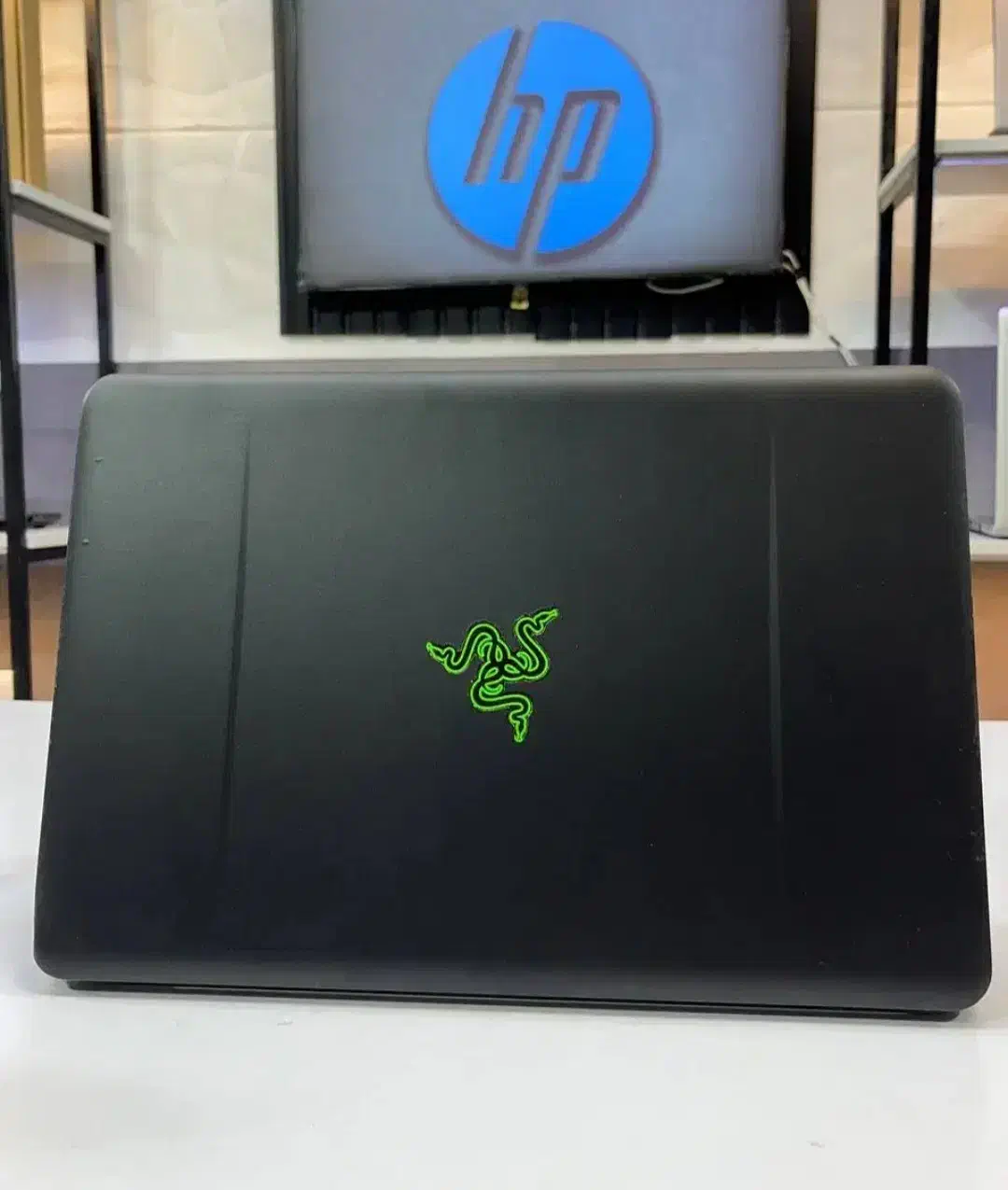 لپ تاپ لاکچری ریزر آمریکایی فوق نازک|رایانه همراه|دزفول, |دیوار