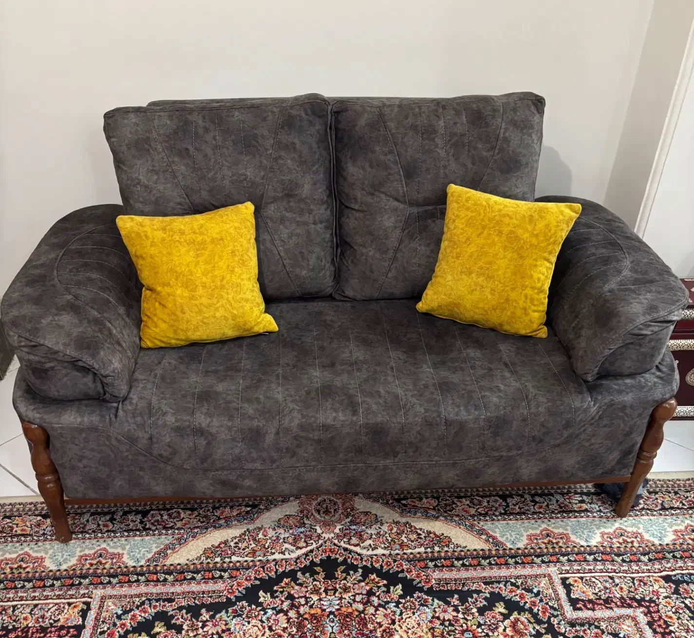 مبل|مبلمان اداری|کرج, چهارصد دستگاه|دیوار