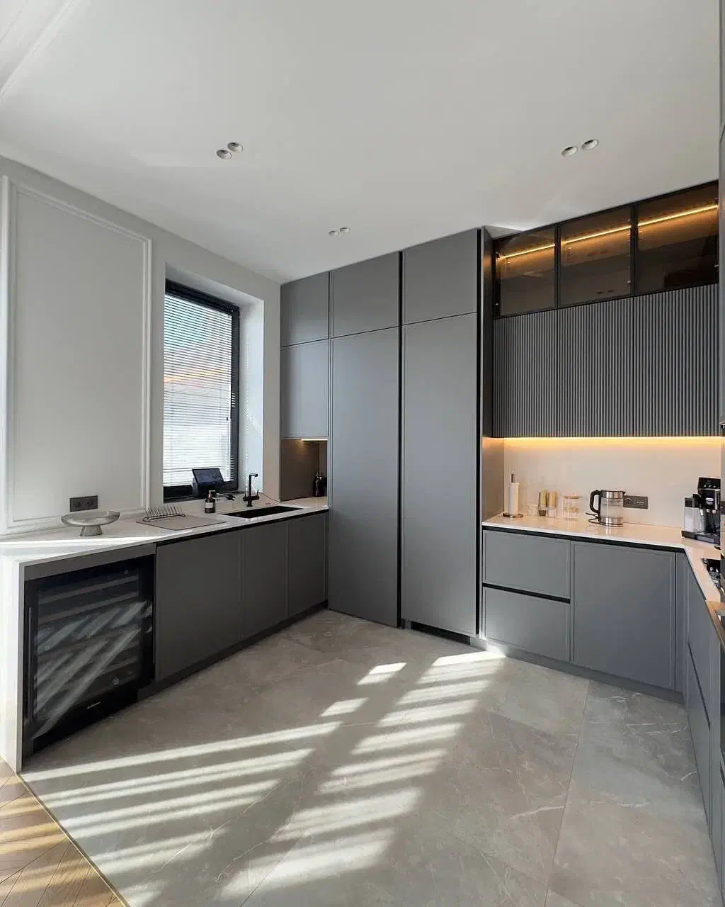 نیازمند شاگرد جهت کار کابینت|استخدام صنعتی، فنی، مهندسی|بانه, |دیوار