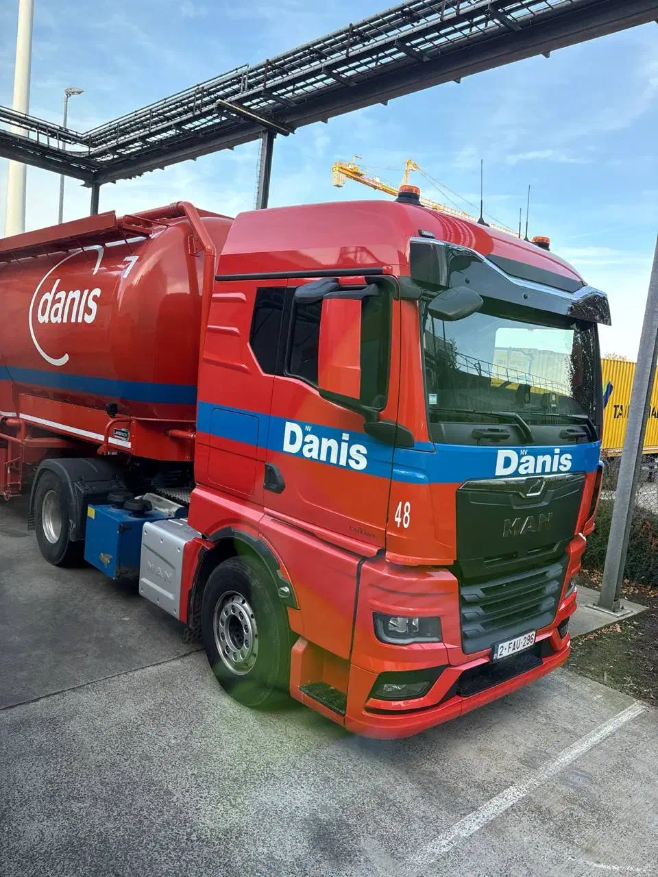 راننده پایه یک هستم|استخدام حمل و نقل|گناباد, |دیوار