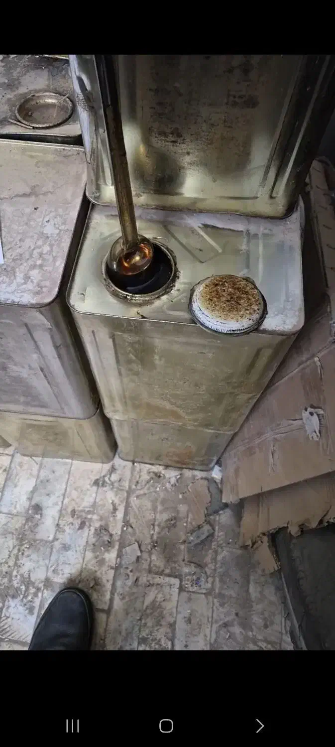 حدود 500 کیلو عسل کندو عسل اعلا طبیعی|خوردنی و آشامیدنی|ری, بازار گل خاوران|دیوار