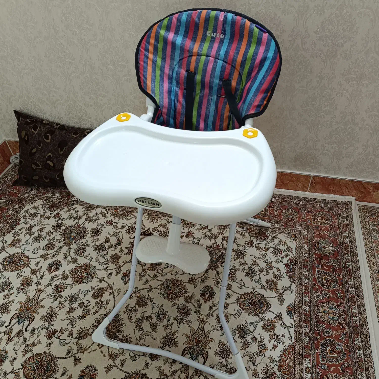 صندلی غذا|تخت و صندلی بچه|قم, بنیاد|دیوار