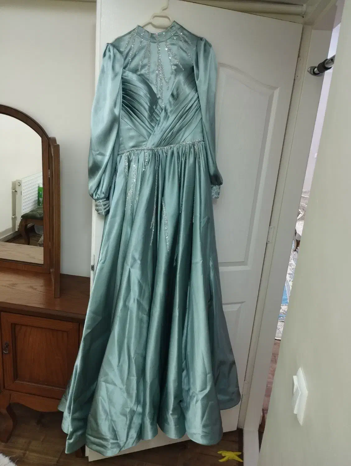 لباس عروس|لباس|قم, پردیسان|دیوار