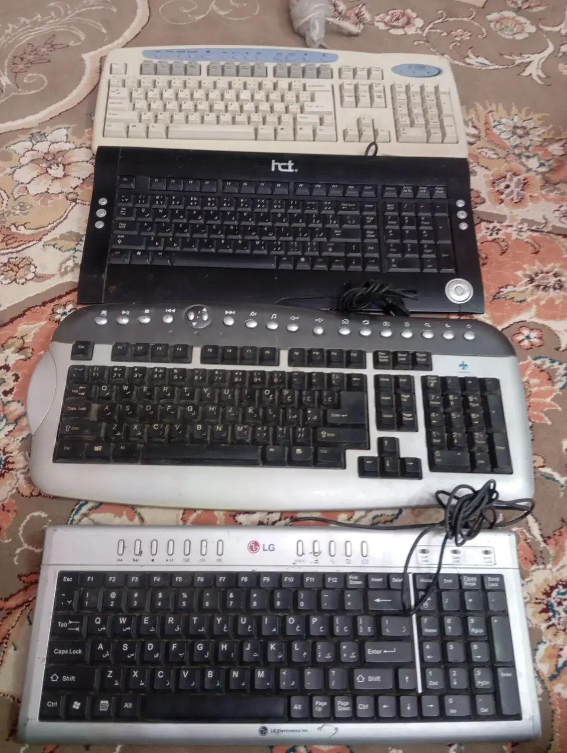 کیبورد تمیز وسالم|قطعات و لوازم جانبی رایانه|مشهد, پنجتن|دیوار