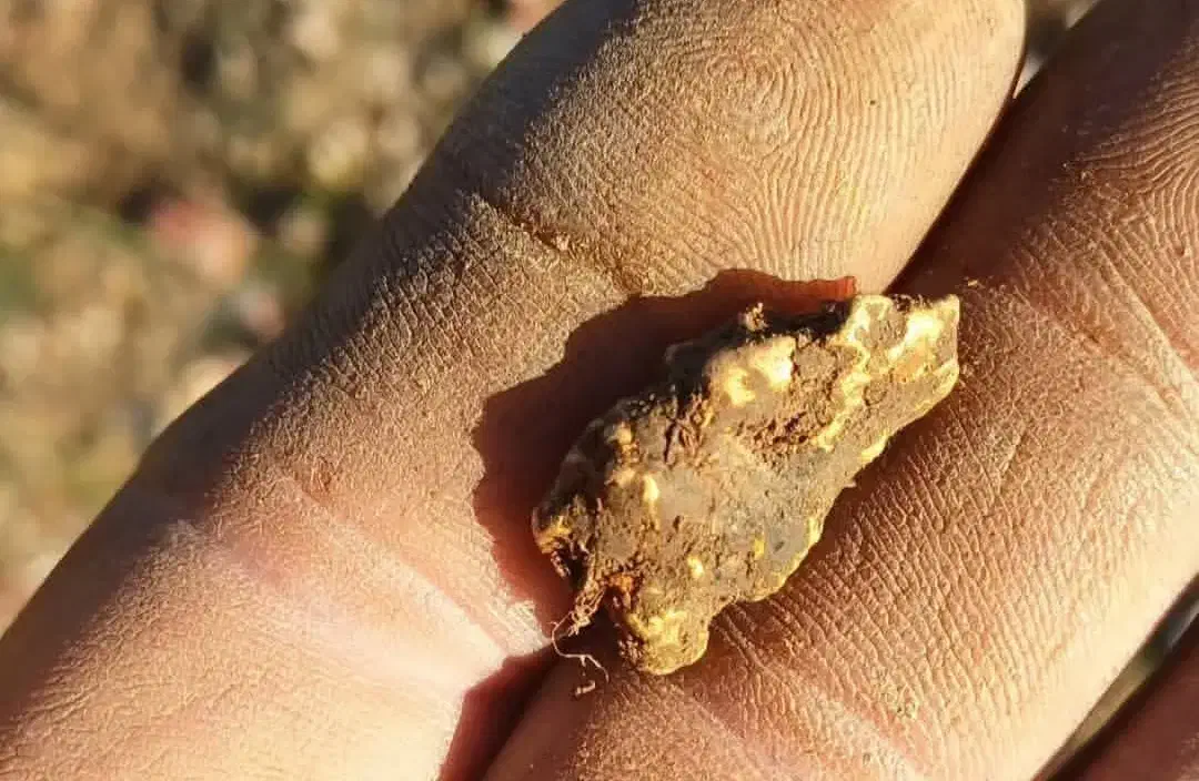 سنگ طلا|کلکسیون اشیاء عتیقه|تهران, خرمشهر|دیوار