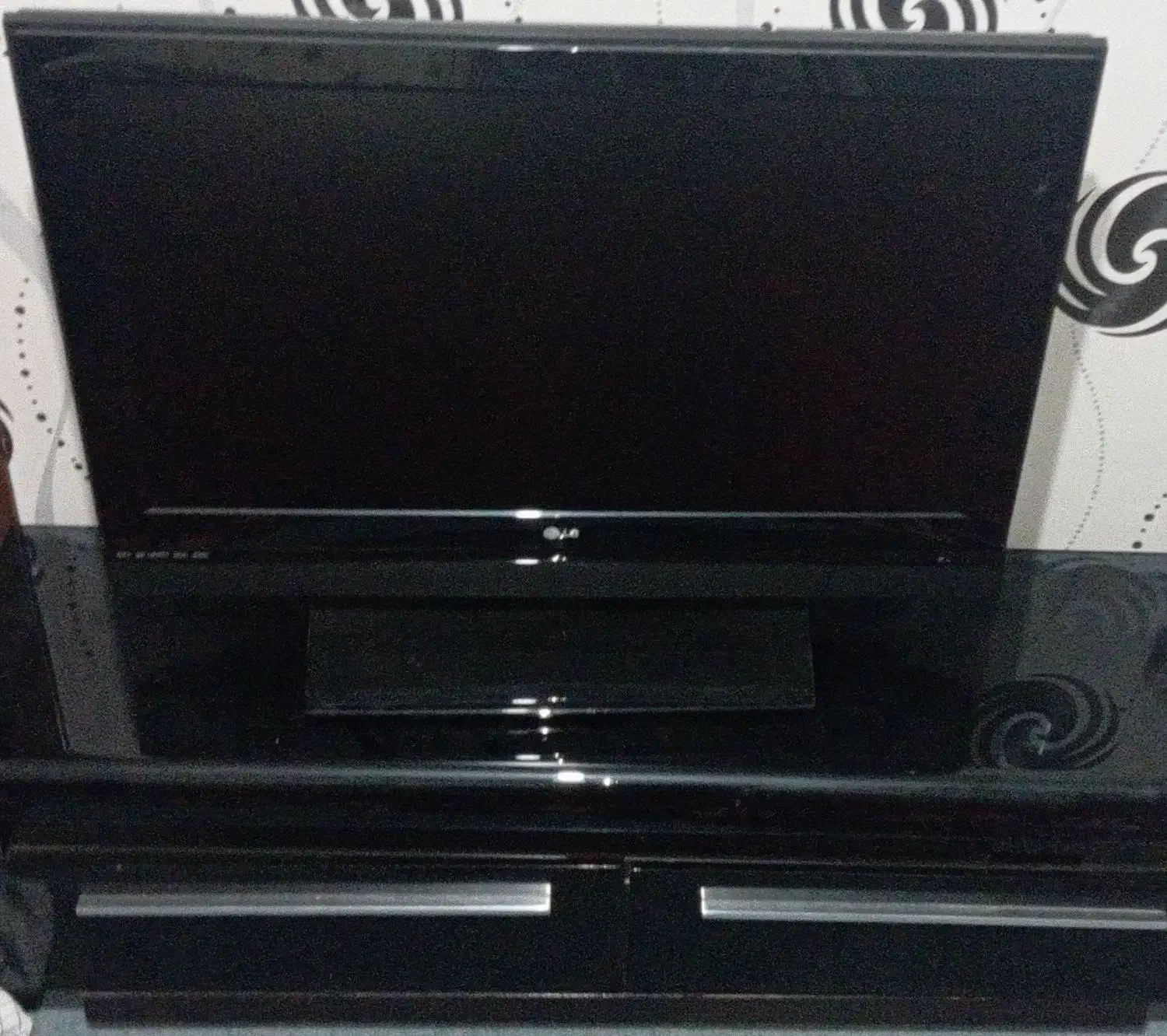 تلویزیون LG 37 LCD|تلویزیون و پروژکتور|بندرعباس, |دیوار