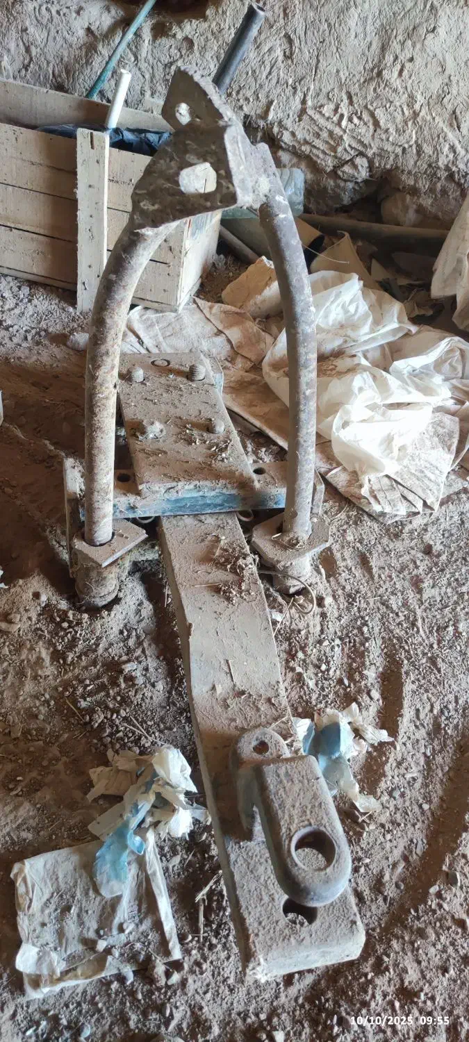 تریلی بند تراکتور 285فابریک|ماشین‌آلات صنعتی|اسفراین, |دیوار