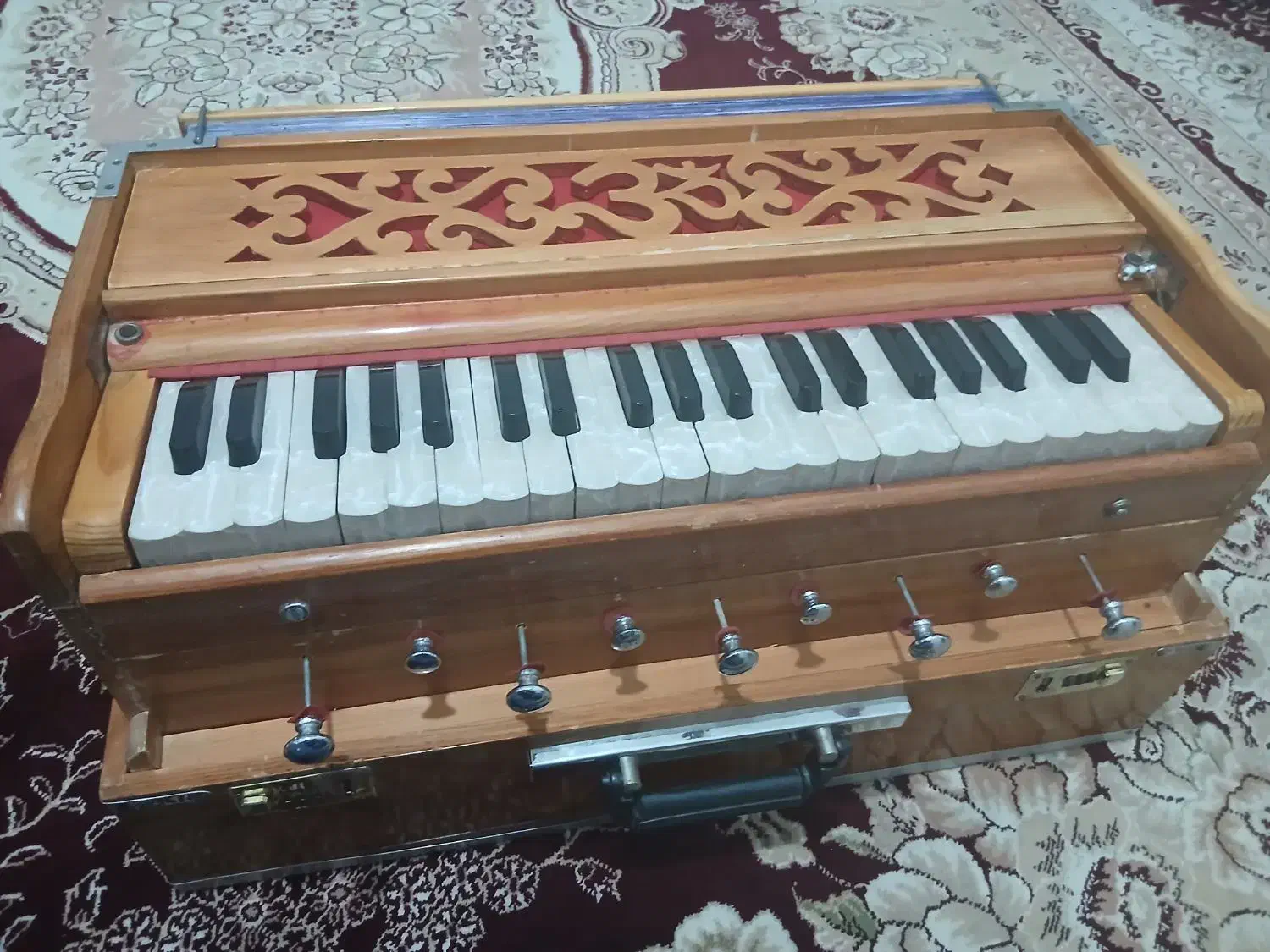 ارمونیه یا ارمنی ساز هندی|پیانو، کیبورد، آکاردئون|بندرعباس, |دیوار