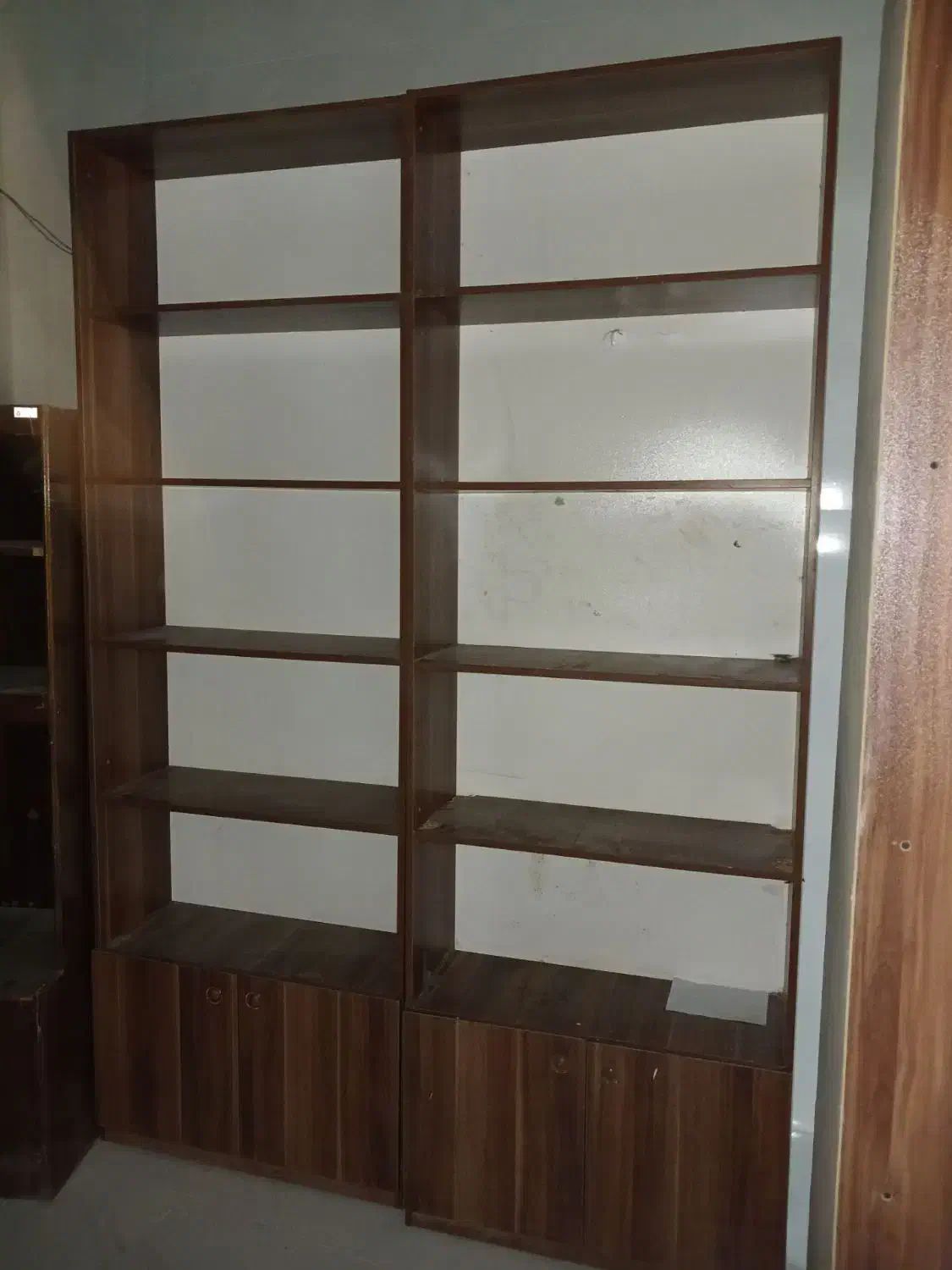 کتاب خانه|کتابخانه، شلف، قفسه‌های دیواری|بجنورد, |دیوار