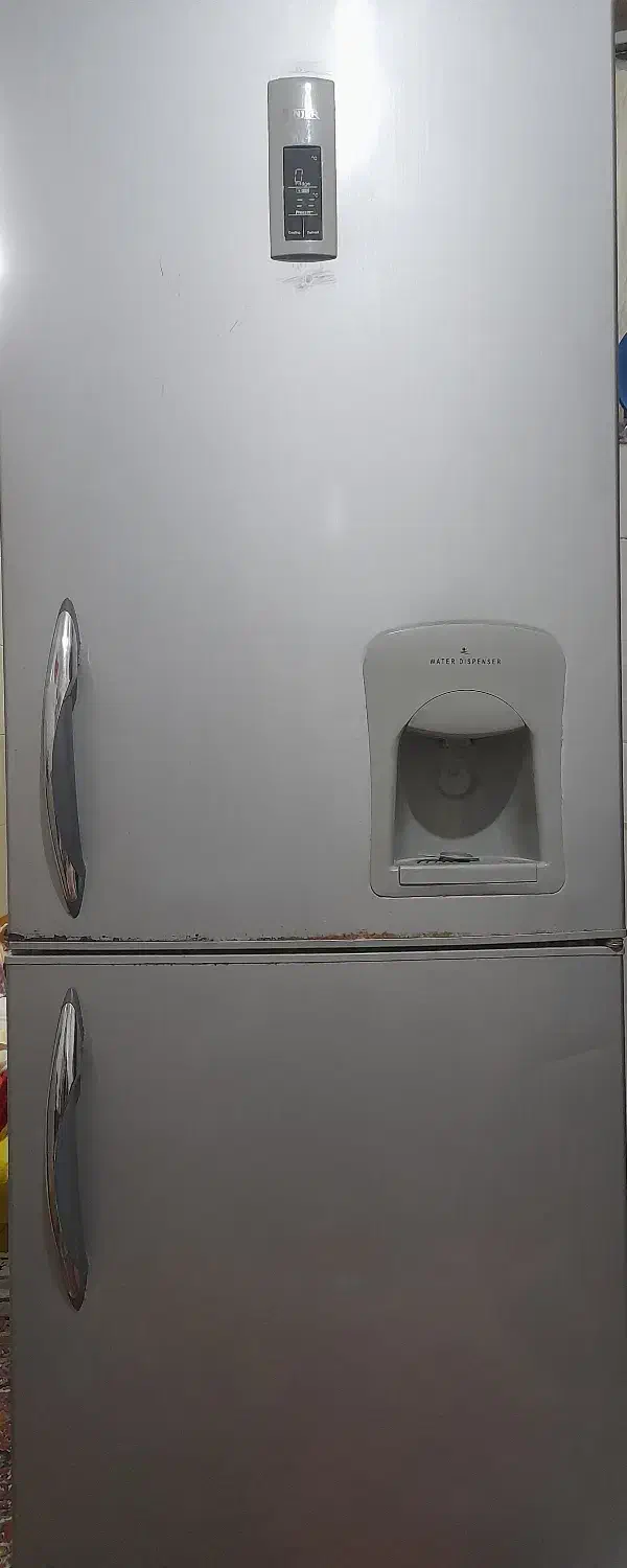 یخچال فریزربدون برفک سینجر|یخچال و فریزر|قم, نوقطار|دیوار