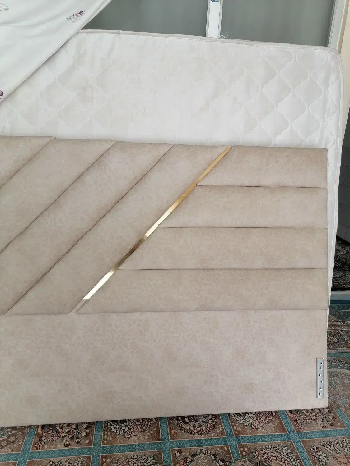 تخت خواب|تشک تختخواب|کرمان, |دیوار