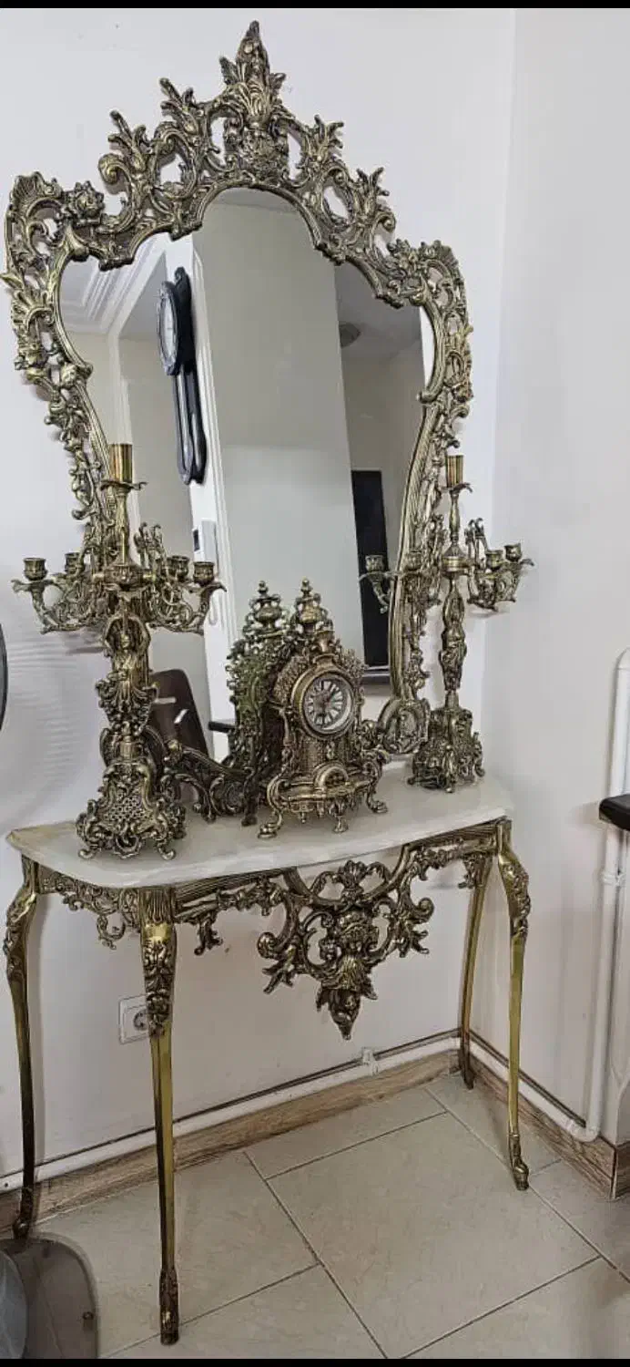 لوستر و اینه و شمعدان برنج|لوستر و چراغ آویز|قم, باجک یک|دیوار