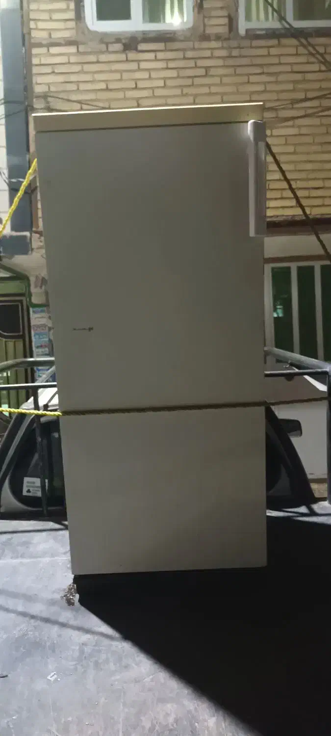 یخچال سالم بدون گاز خوردگی|یخچال و فریزر|نسیم‌شهر, |دیوار