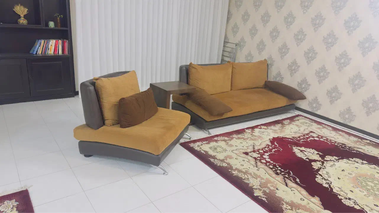 مبل راحتی و میز ناهار خوری|مبلمان خانگی و میز عسلی|اصفهان, باغ دریاچه|دیوار