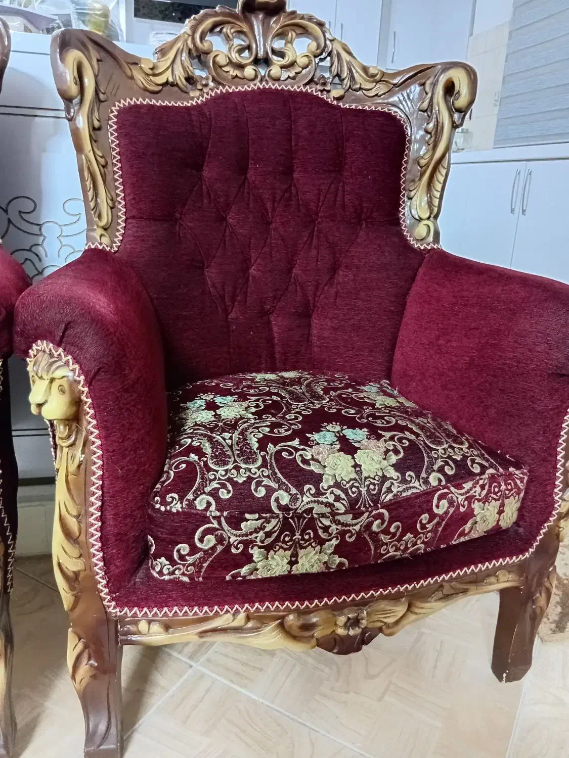 سرویس مبلمان ۹ نفره چوب درجه یک روس همراه ۳ میز|مبلمان خانگی و میز عسلی|مشهد, کوی المهدی|دیوار