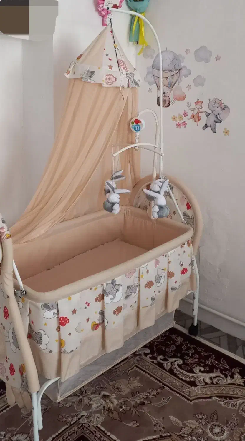 گهواره تخت شو|اسباب و اثاث بچه|صحنه, |دیوار