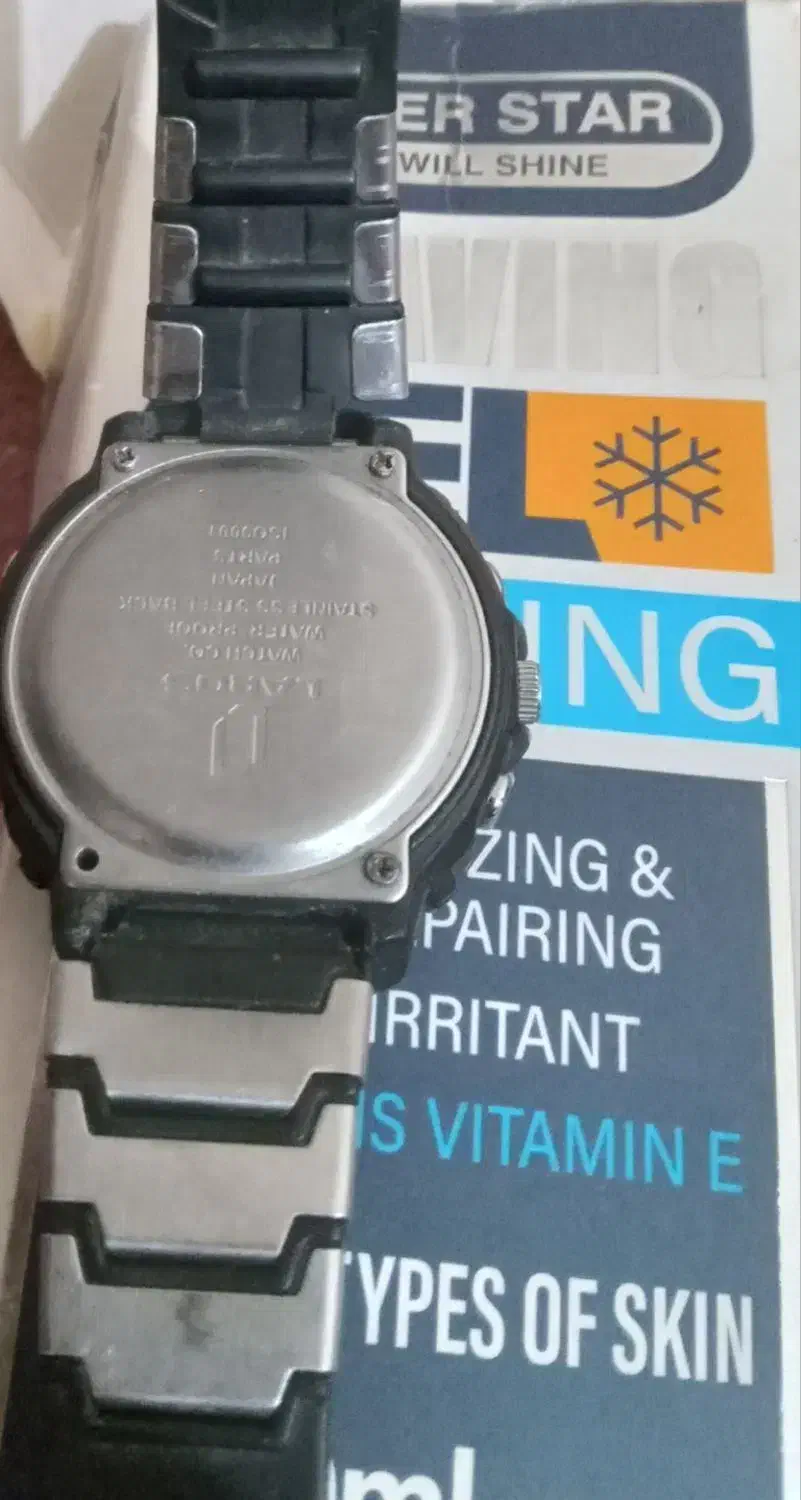 ساعت LAROS ژاپنی|ساعت|اصفهان, شیخ اشراق|دیوار