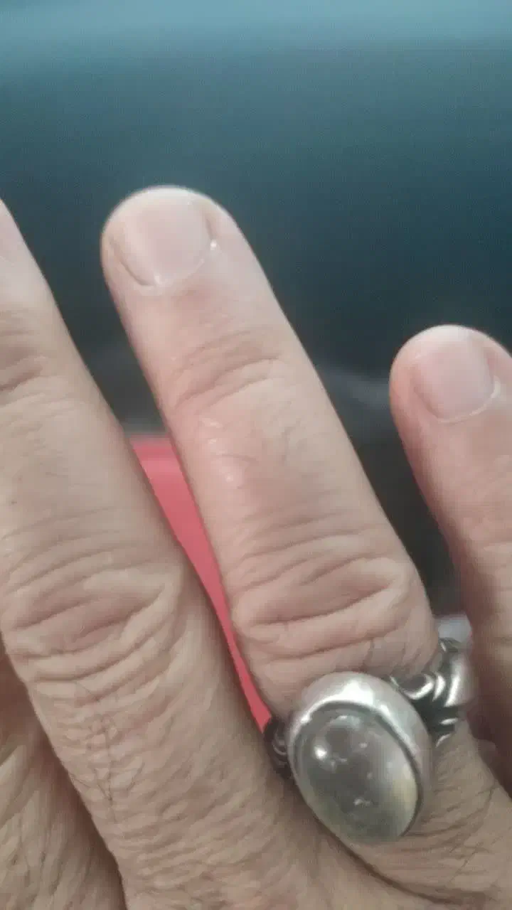 انگشتر شرف الشمس|اشیا|اهواز, فاز ۲ پادادشهر|دیوار