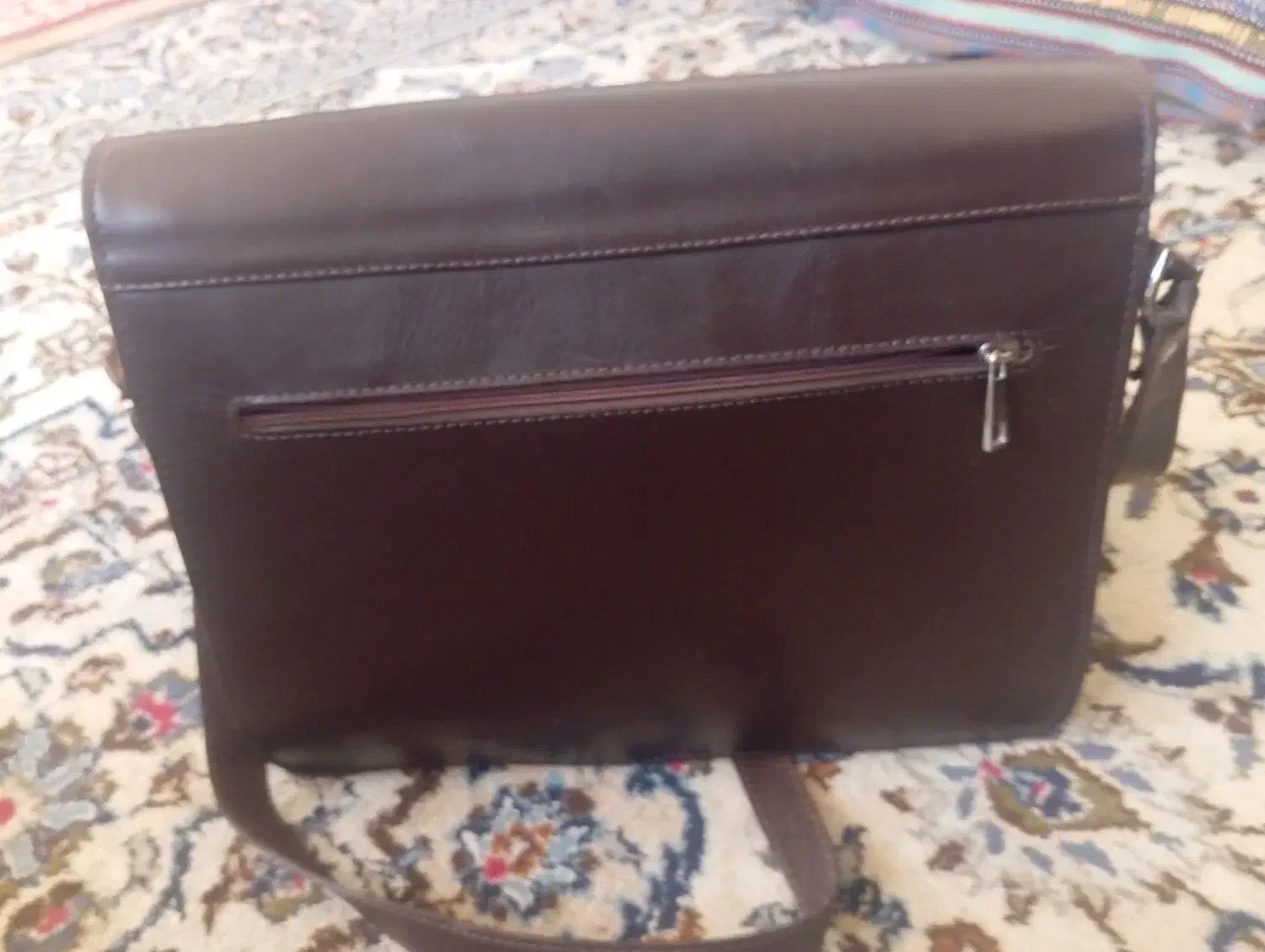 کیف زنانه بزرگ چرم درجه یک درحد نو|کیف، کفش، کمربند|یاسوج, |دیوار