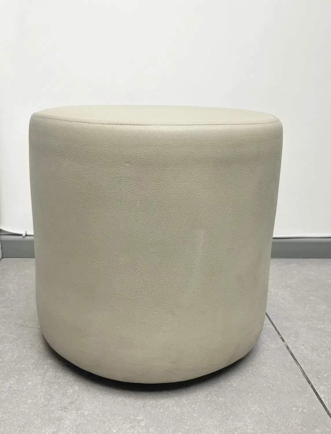 پاف|مبلمان خانگی و میز عسلی|تهران, الهیه|دیوار