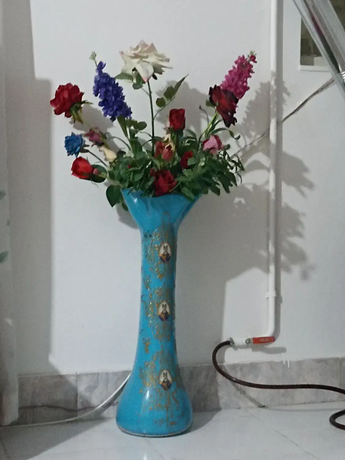 گل گلدون|گل مصنوعی|بروجرد, |دیوار