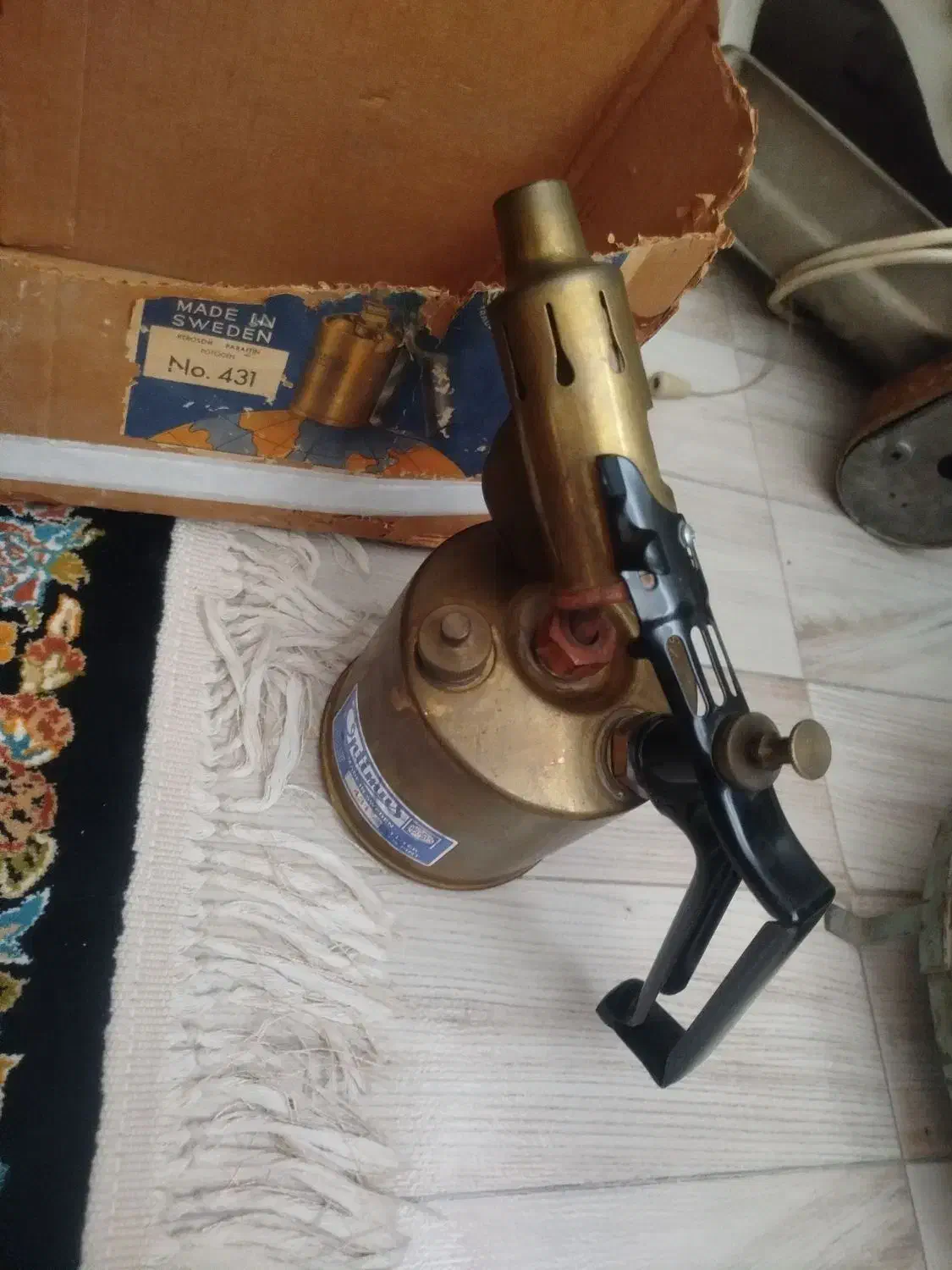 چراغ قدیمی|لامپ و چراغ|نیشابور, سرآب کوشک|دیوار