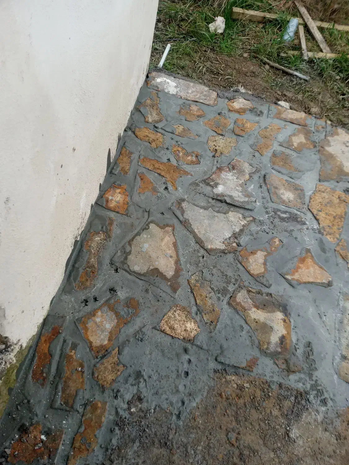 بنا|خدمات پیشه و مهارت|رشت, هلال احمر|دیوار