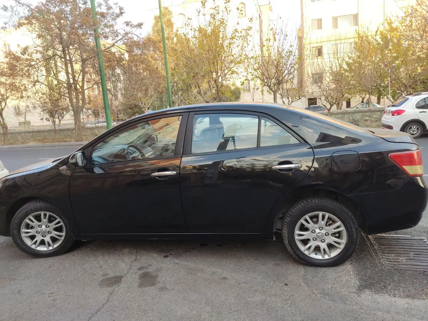 آریو اتوماتیک ۹۶ مشکی|خودرو سواری و وانت|تهران, سازمان برنامه جنوبی|دیوار