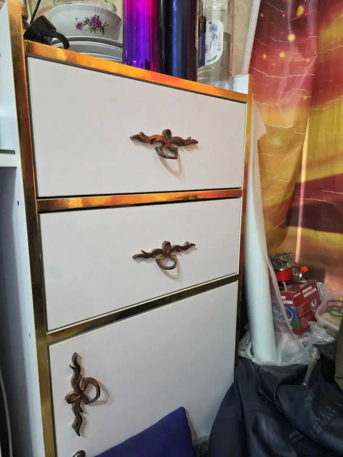 کتابخانه|کتابخانه، شلف، قفسههای دیواری|شاهینشهر, نبوت|دیوار