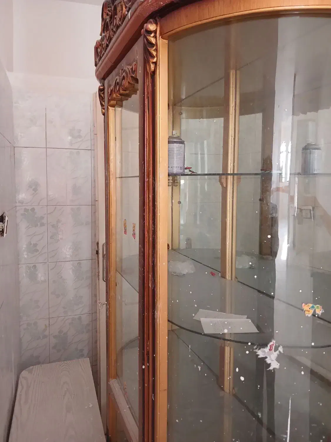 یک عدد ویترین|بوفه، ویترین، کنسول|قم, شهید صیاد شیرازی|دیوار