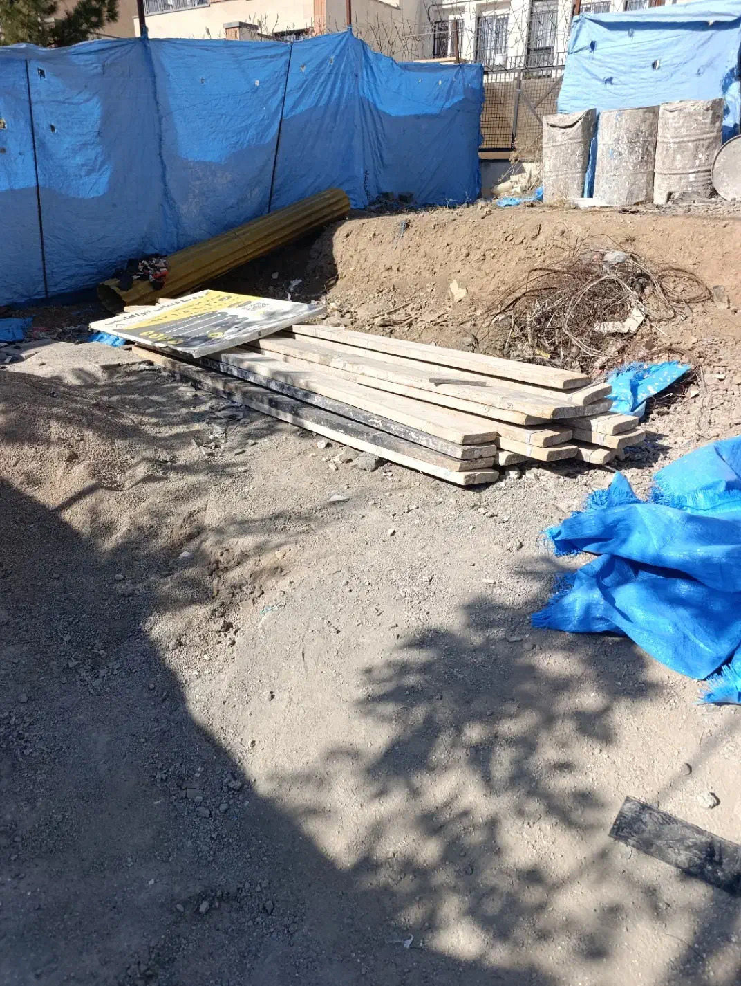 تخته و بشکه|مصالح و تجهیزات ساختمان|پردیس, فاز ۲|دیوار