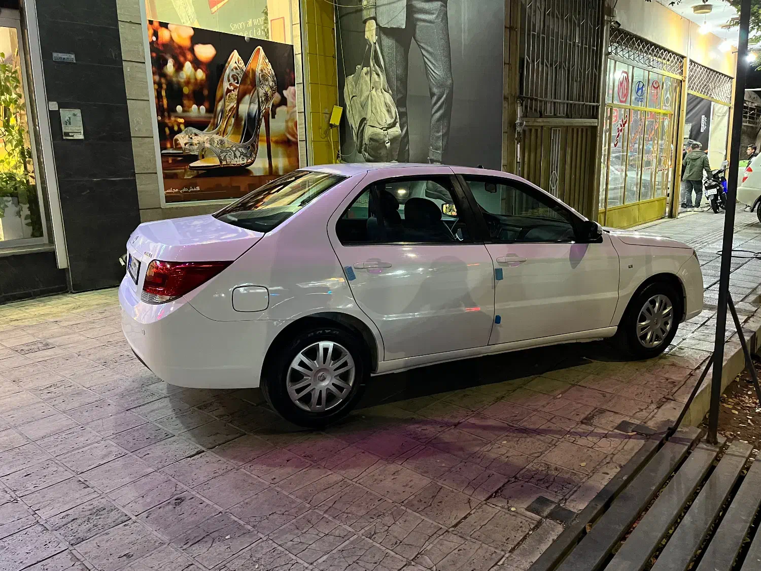 دنا مدل ۹۸درحد|خودرو سواری و وانت|اقلید, |دیوار