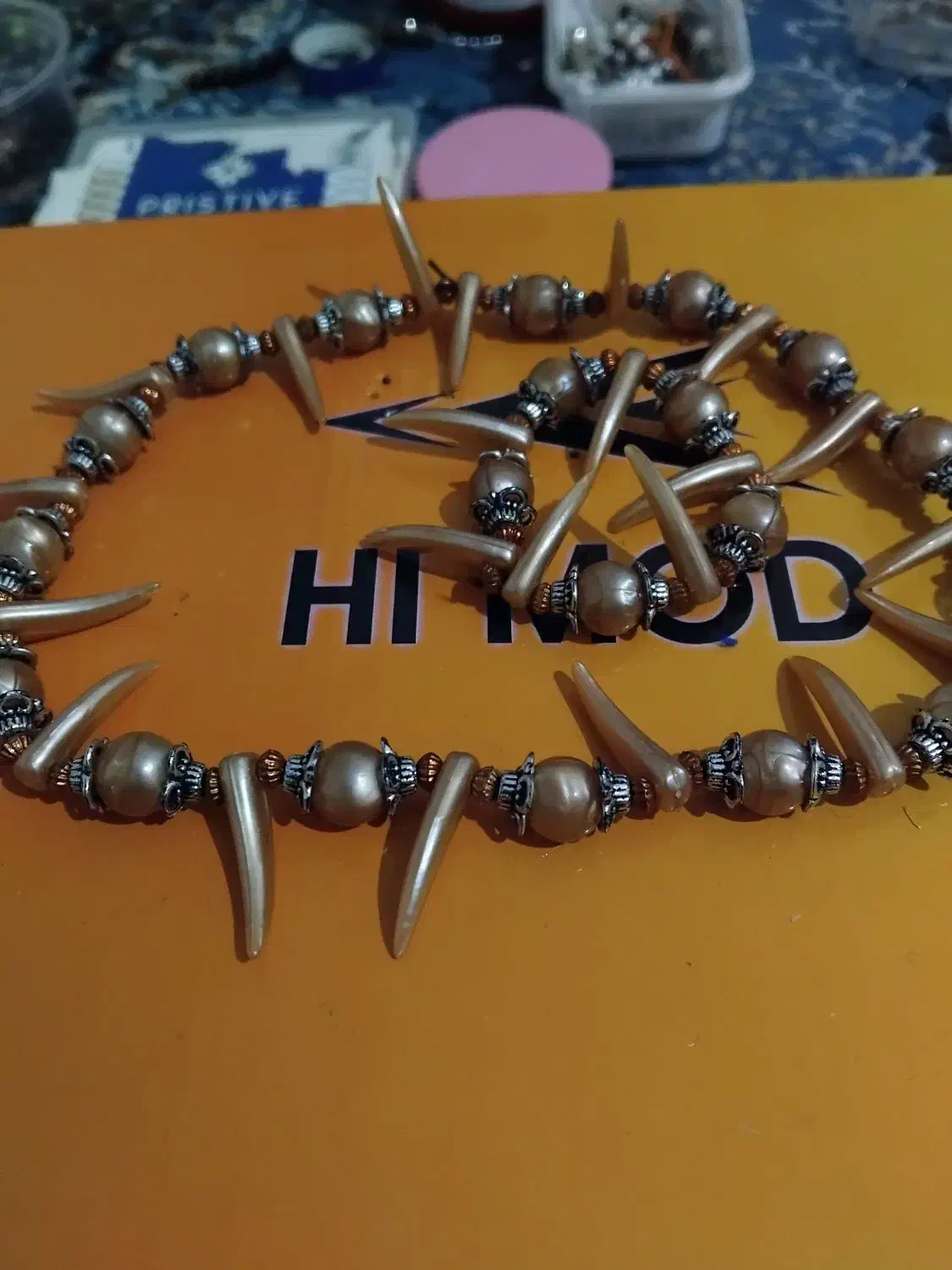 ریسه های زیبا و شیک با منجوق و مهرهای شیشه ای|بدلیجات|مبارکه, |دیوار