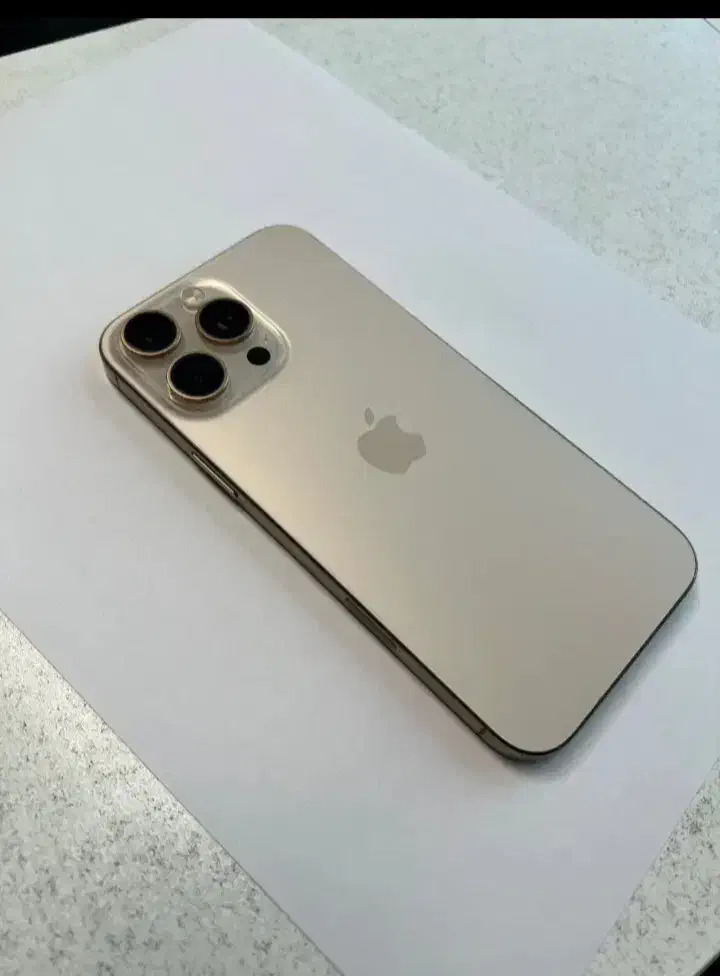 ایفون ۱۳ ۱۴ ۱۵ ۱۶ ۱۷|موبایل|اصفهان, باغ نگاره|دیوار