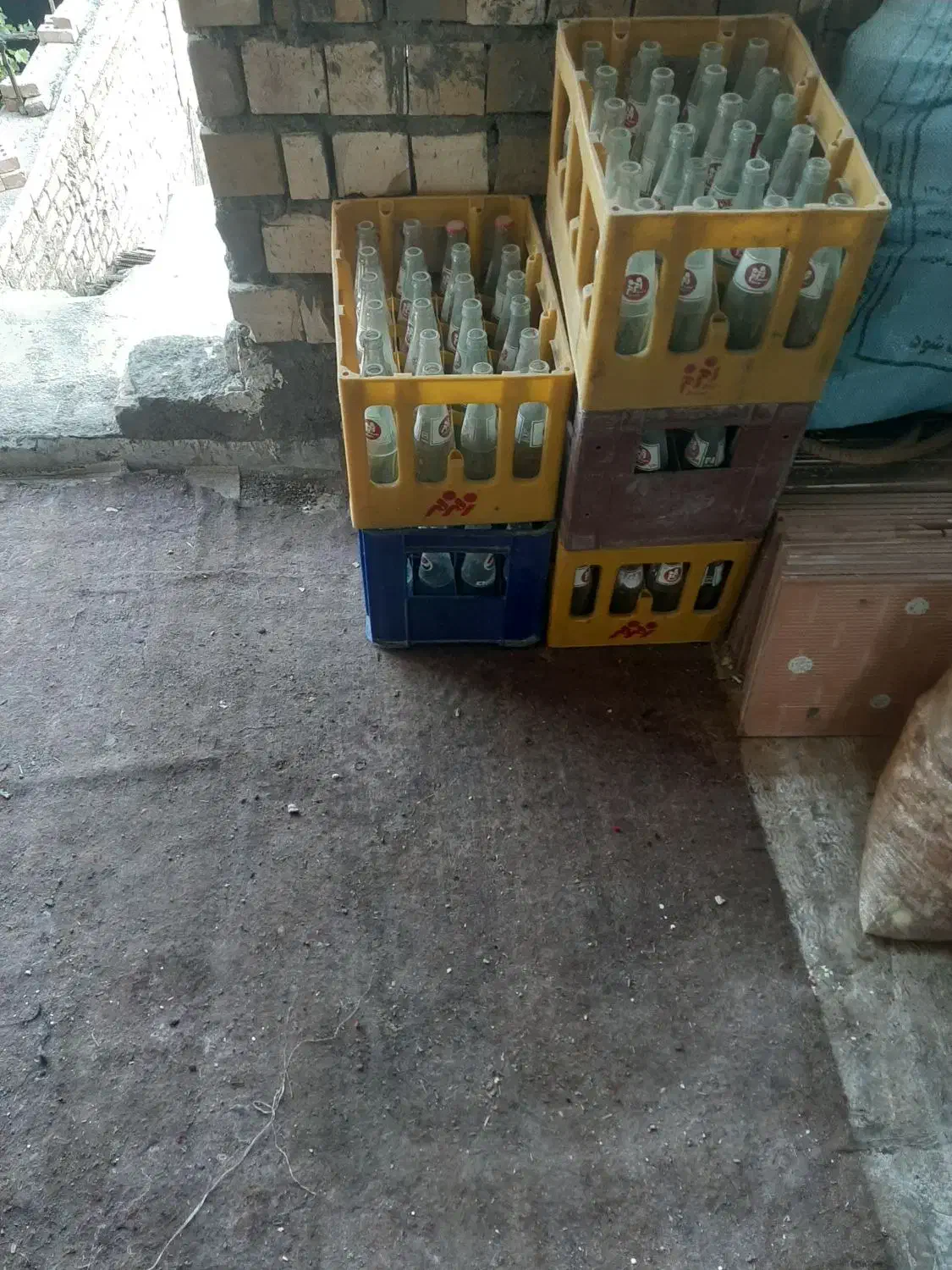 جعبه نوشابه|ظروف نگهدارنده، پلاستیکی، یکبارمصرف|بیرجند, |دیوار