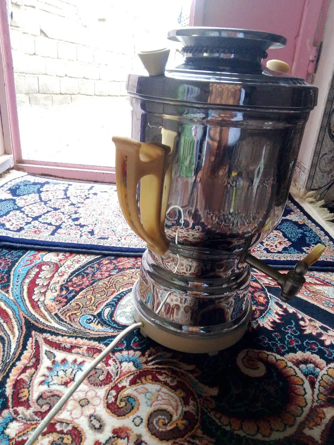 سلام سماور برقی 5لیتری بدونه هیچ مشکلی|سماور، چای‌ساز، قهوه‌ساز|ایرانشهر, |دیوار