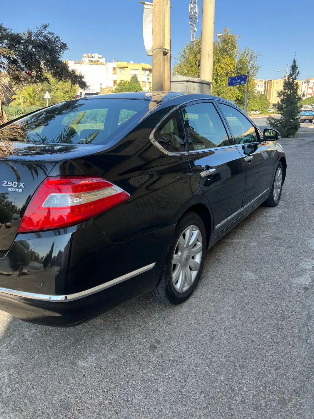 نیسان تیانا|خودرو سواری و وانت|شیراز, فرهنگ شهر|دیوار