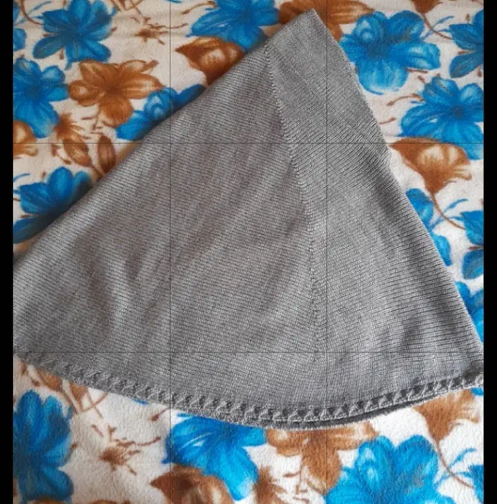 مقنعه بافتنی برای دانش آموزان عزیز|لباس|کرمان, |دیوار