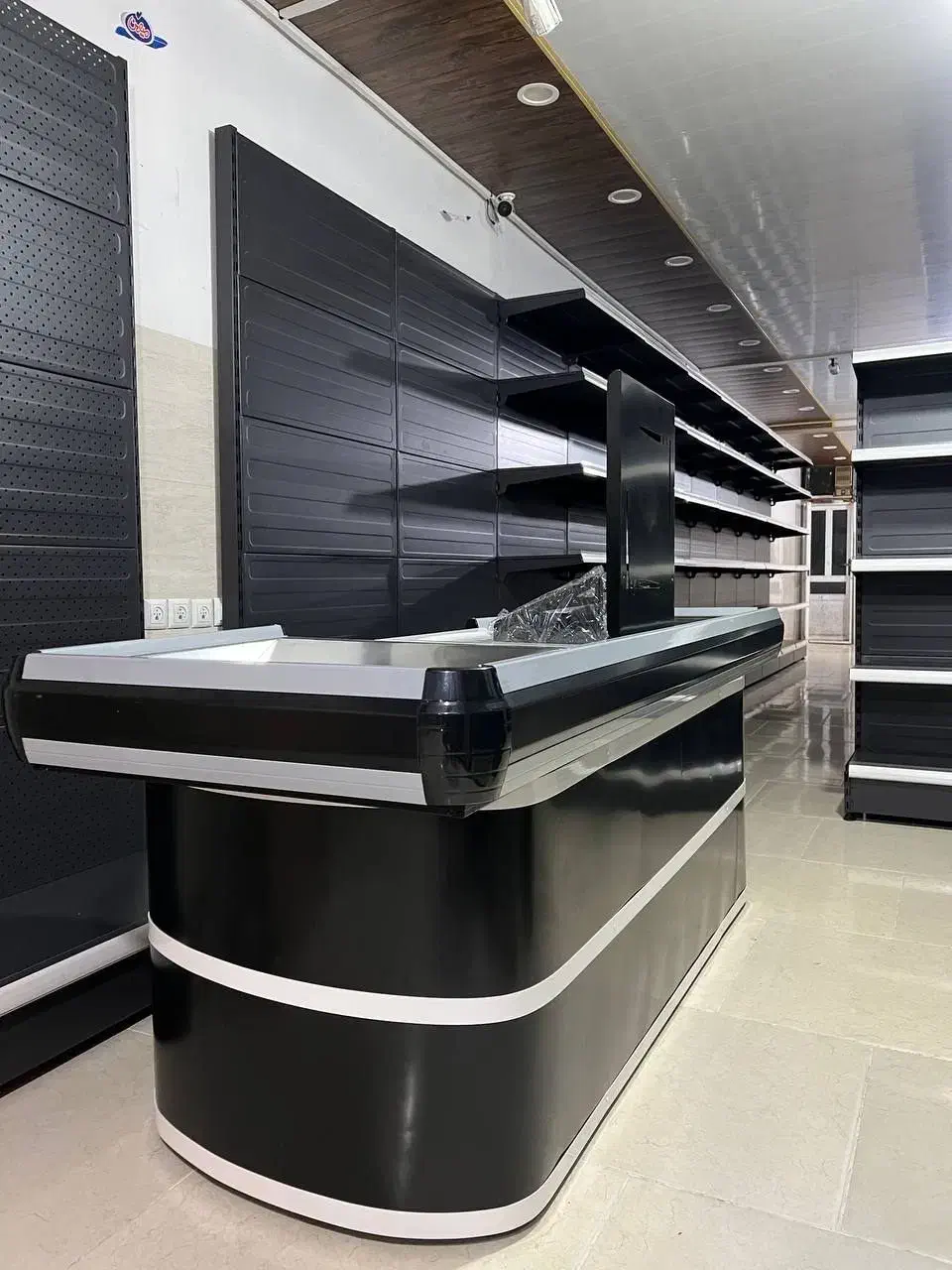 قفسه چیپس و پفک|فروشگاه و مغازه|جویبار, |دیوار