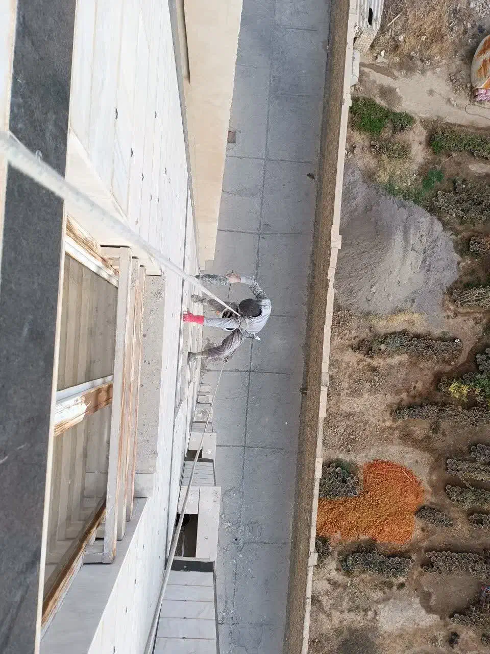 خدمات داربست.پیچ ورولپلاک سنگ نما.نانو بدون داربست|خدمات پیشه و مهارت|شازند, |دیوار