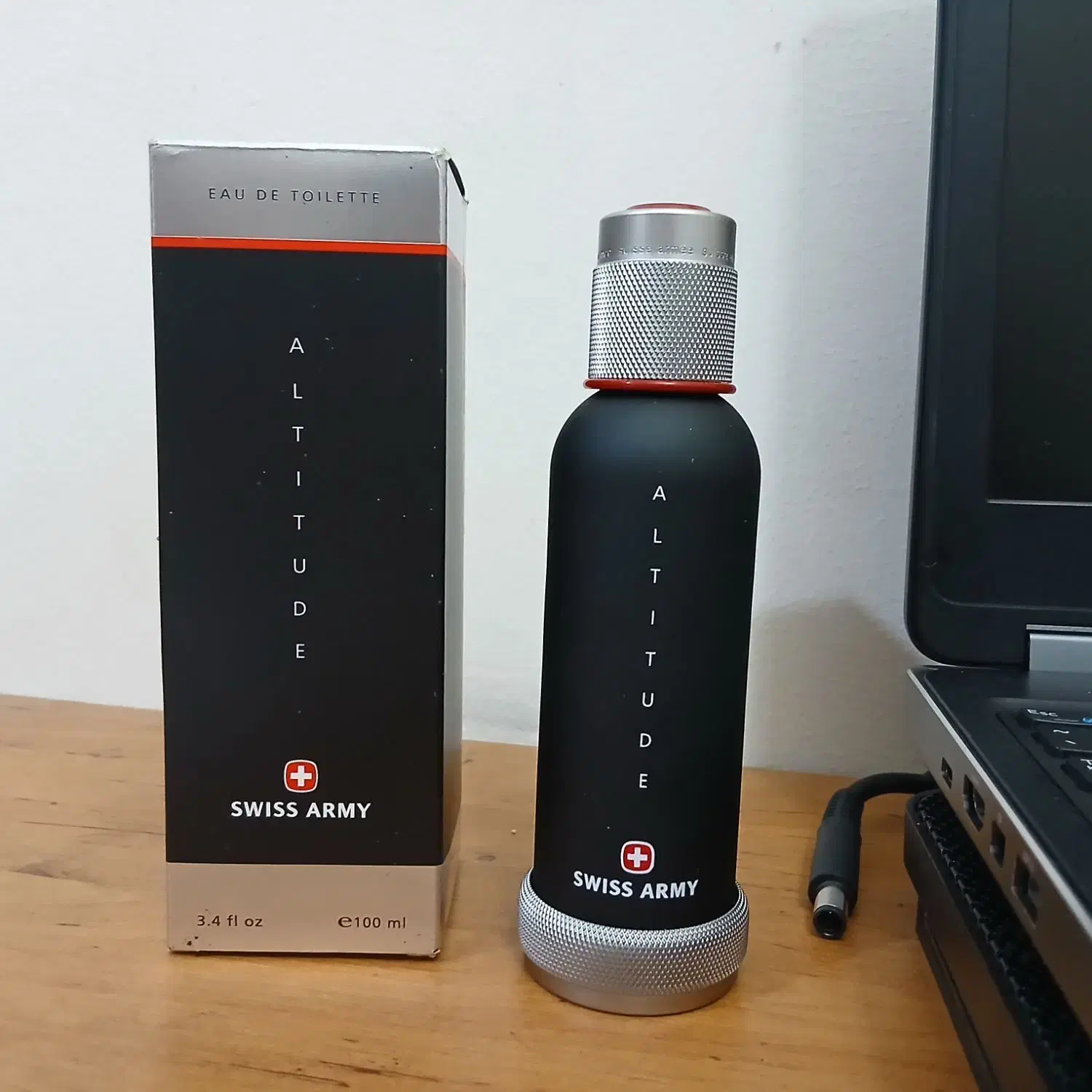 عطر مردانه swiss army altitude سوئیس آرمی آلتیتود|آرایشی، بهداشتی، درمانی|بندر انزلی, جهانگانی|دیوار