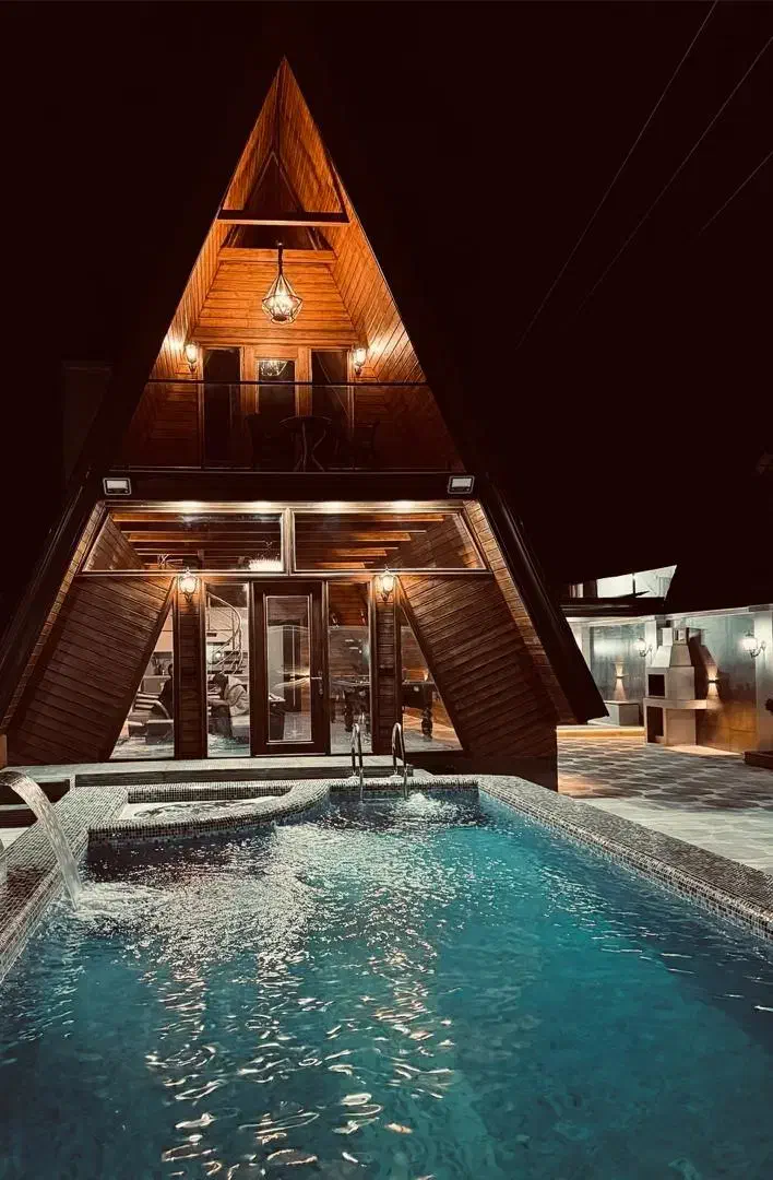 اجاره کلبه سویسی استخر روباز  چهارفصل|اجارهٔ کوتاه‌مدت ویلا و باغ|چمستان, |دیوار